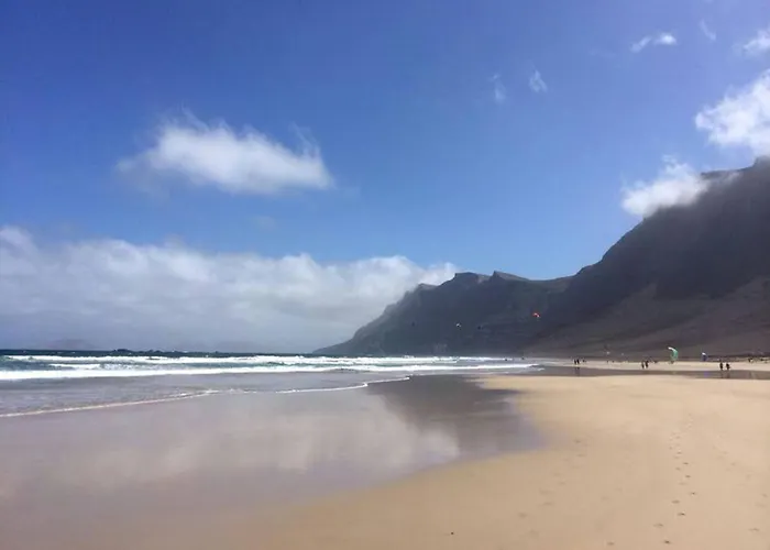 Caleta De Famara Primera Linea De Playa *