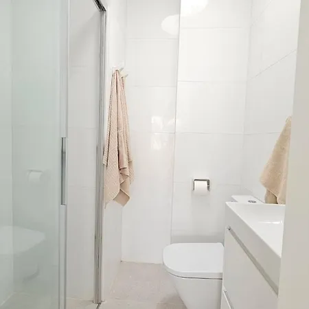 Apartmán Famara - Beachfront, Huge Window & Ocean Views! Teguise (Lanzarote)