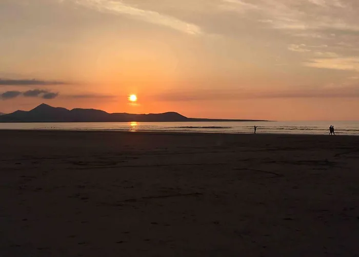 Caleta De Famara Primera Linea De Playa דירה *
